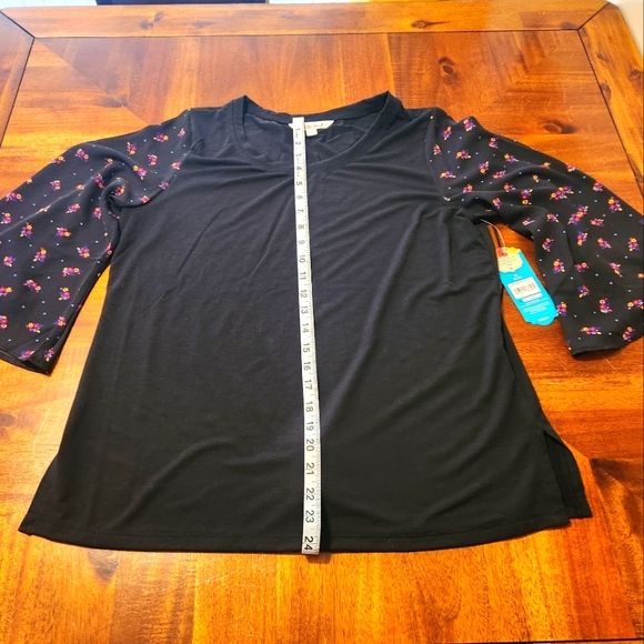 Pioneer Woman Scoop Neck Flare Sleeve Top - Picture 2 of 7